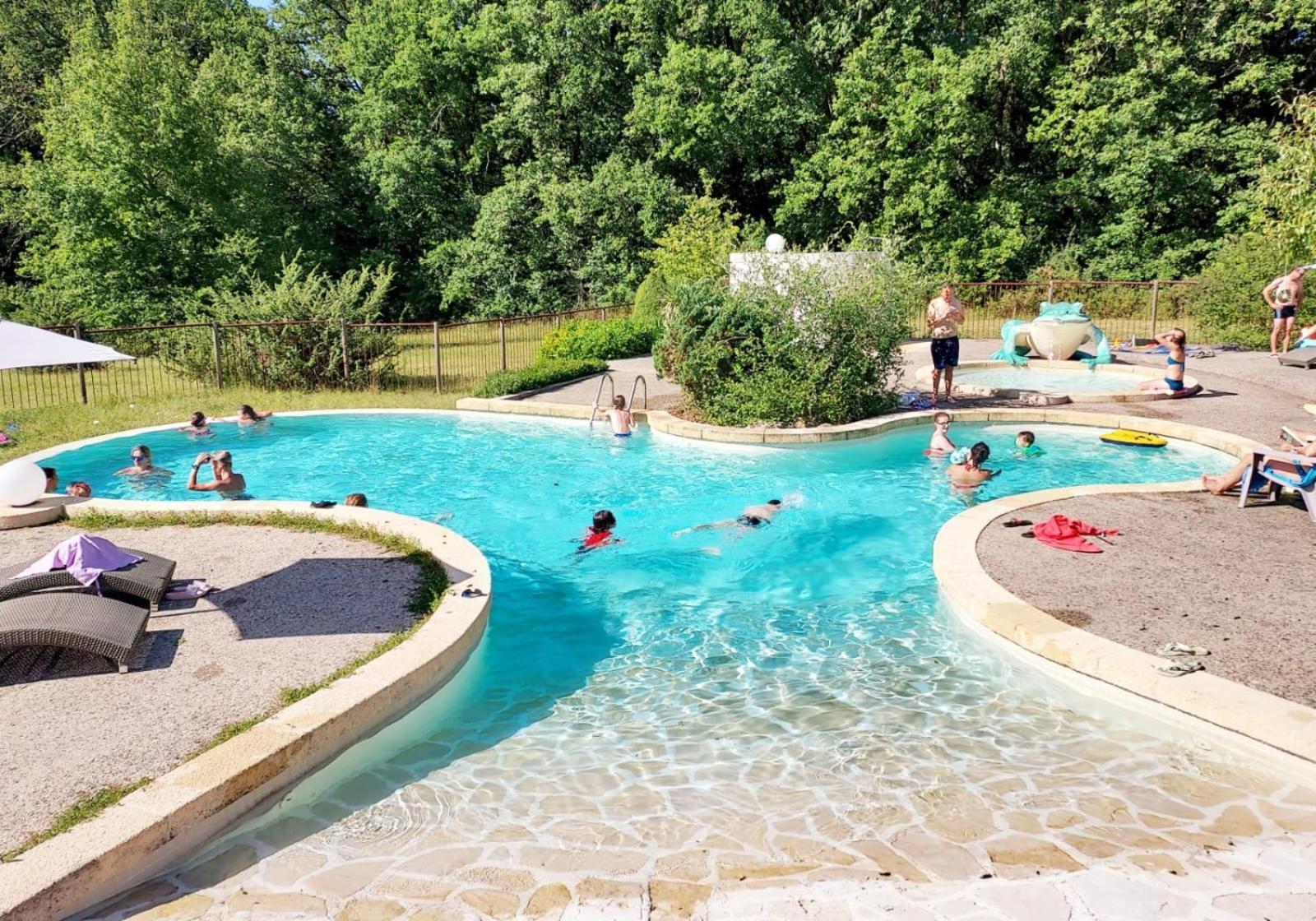 La Clairiere - Ecolieu De Vacances Lamothe-Fenelon ภายนอก รูปภาพ